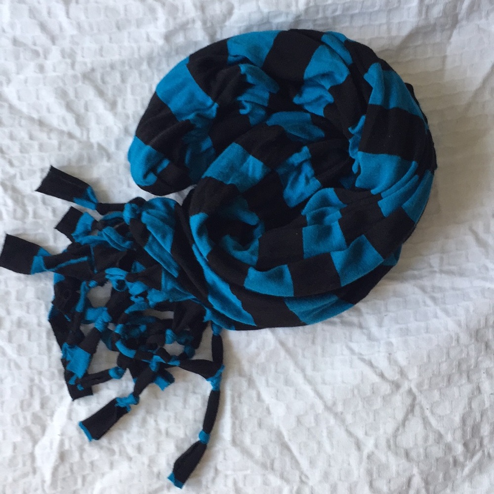 Stripes scarf blue